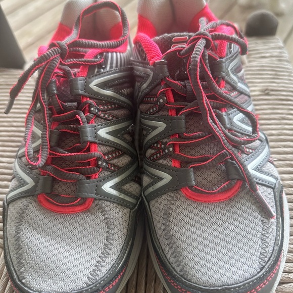 Fila Women's Athletic Shoes - Gray and red - Picture 2 of 6